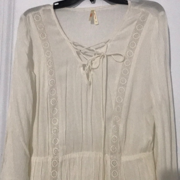 Dress - Picture 2 of 4